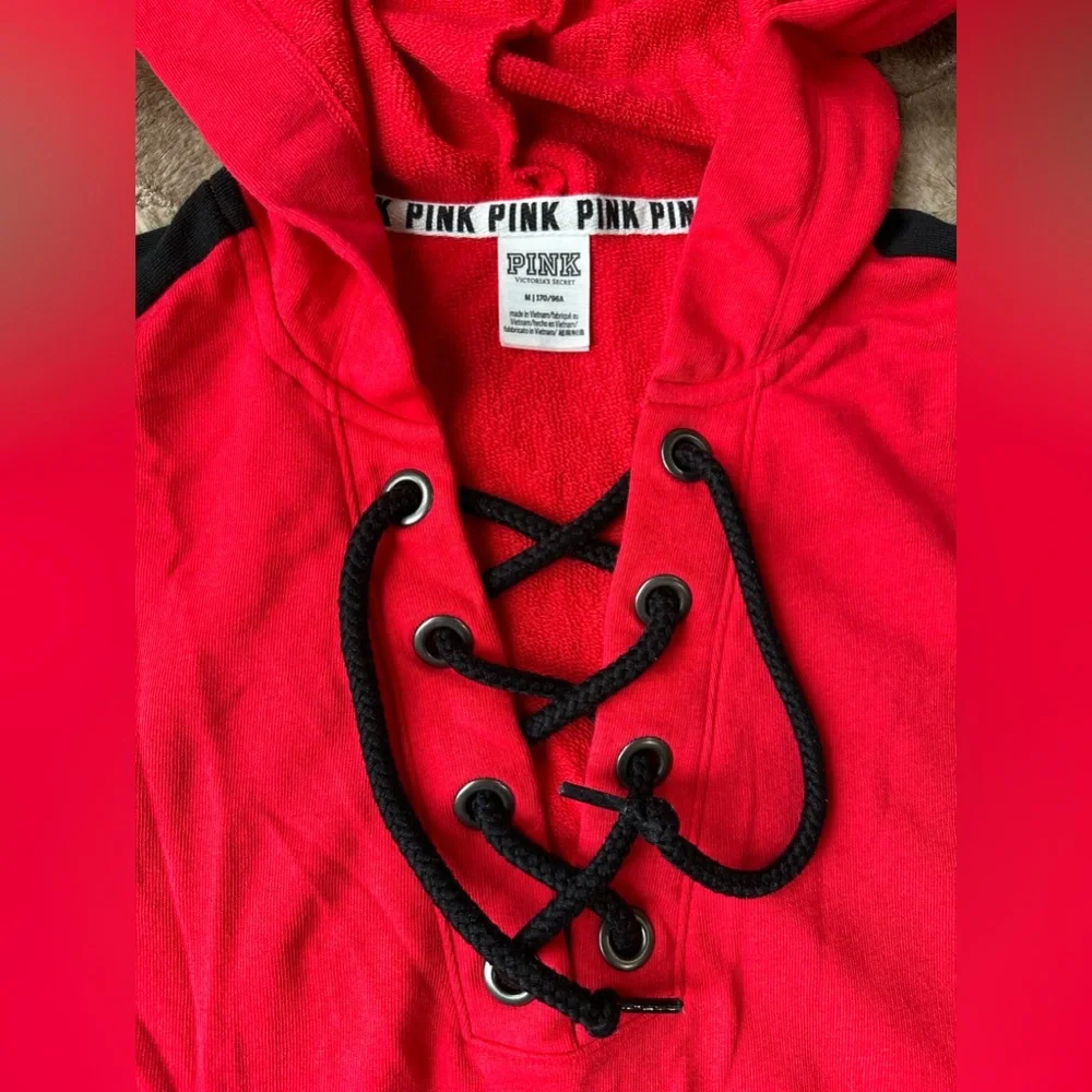 Victoria secret pink crop hoodie - Picture 2 of 6